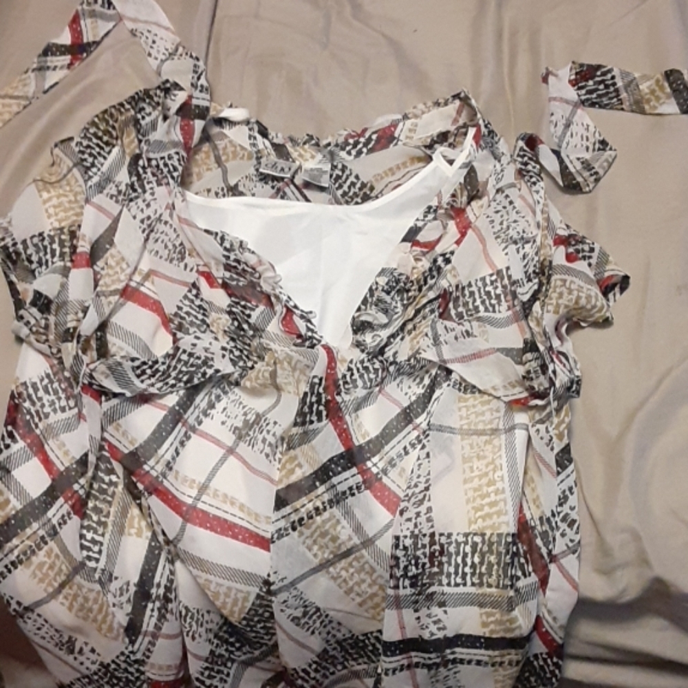 It's a maternity top